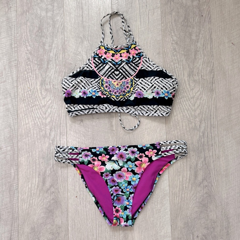 Jessica Simpson Bright Floral Print and Stripe Bikini Sz M/L